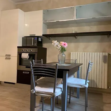 Borgo San Silvestro 9 Lägenhet Parma
