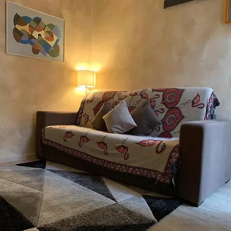 Apartment Borgo San Silvestro 9 *