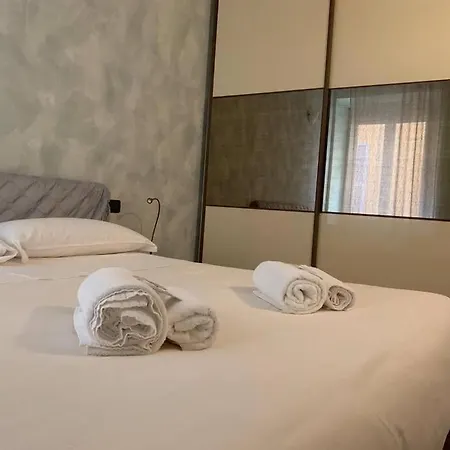 Apartment Borgo San Silvestro 9 *